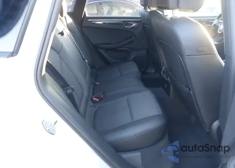 2022 Porsche Macan из США, поврежденный, VIN WP1AA2A54NLB01912